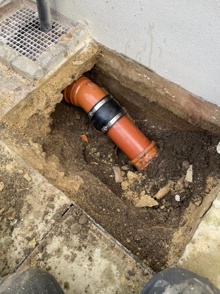 Brand new, clear drainage gully installed to prevent blocked external drains